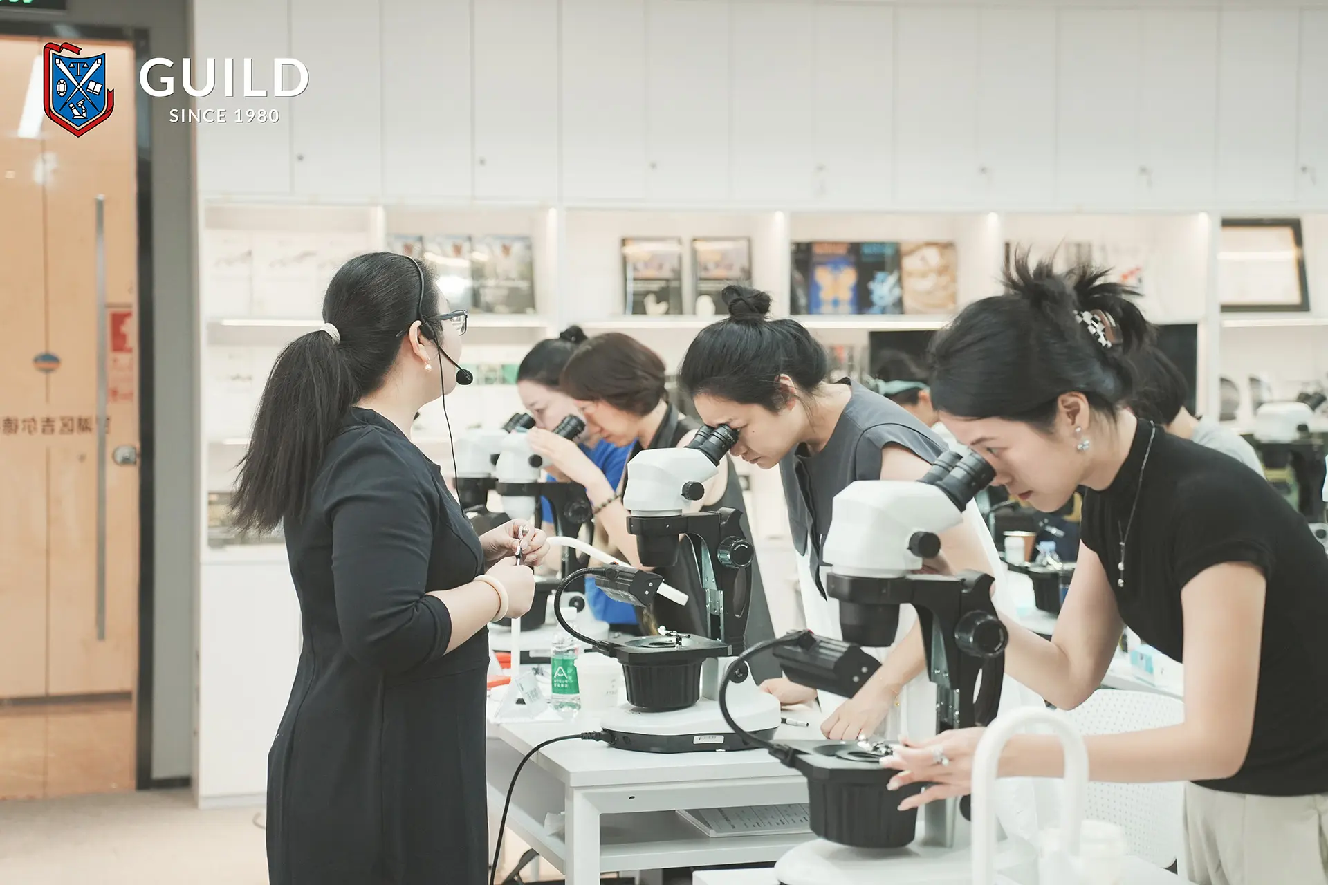 Pearls Identification and Evaluation