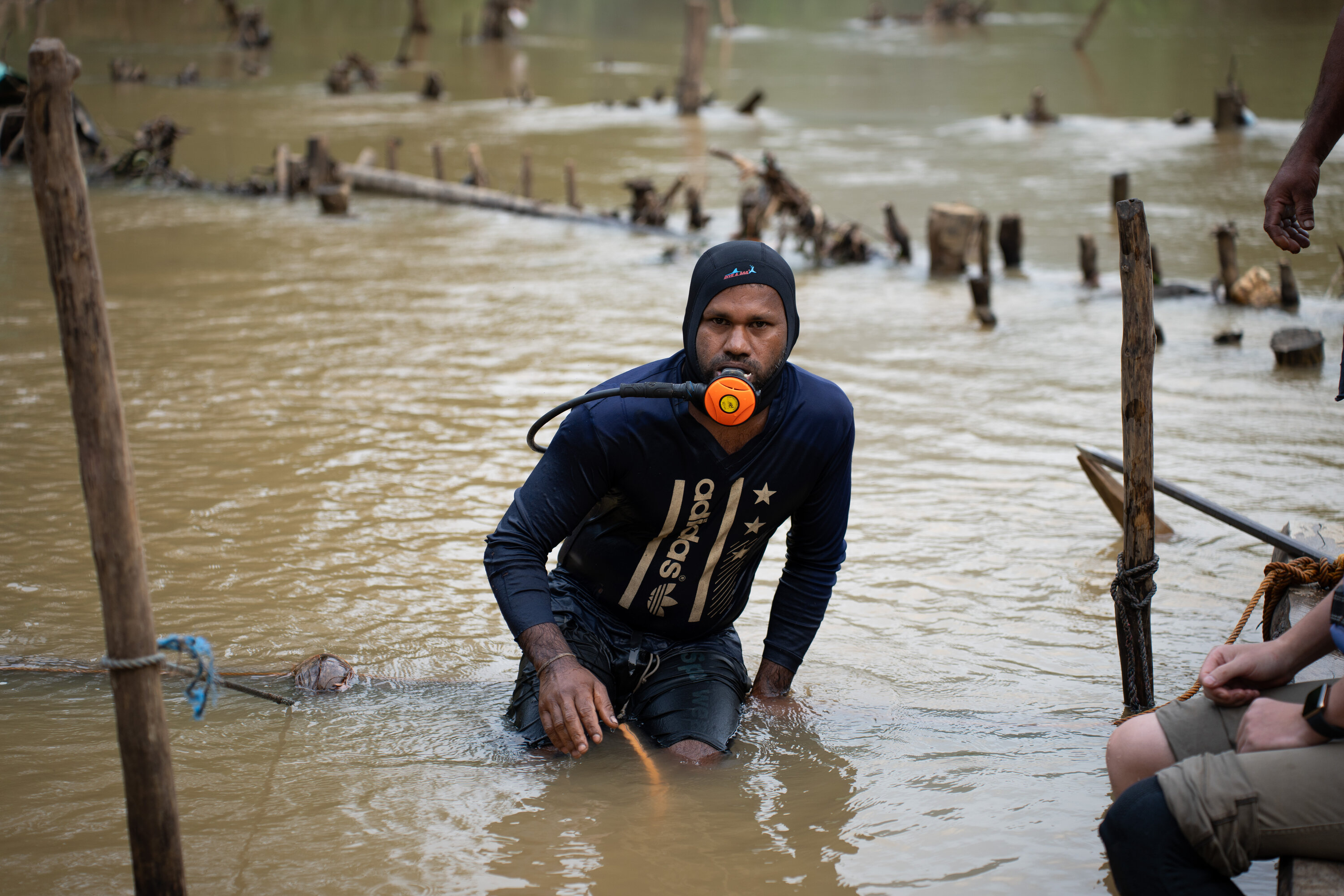 Riverbed Diver